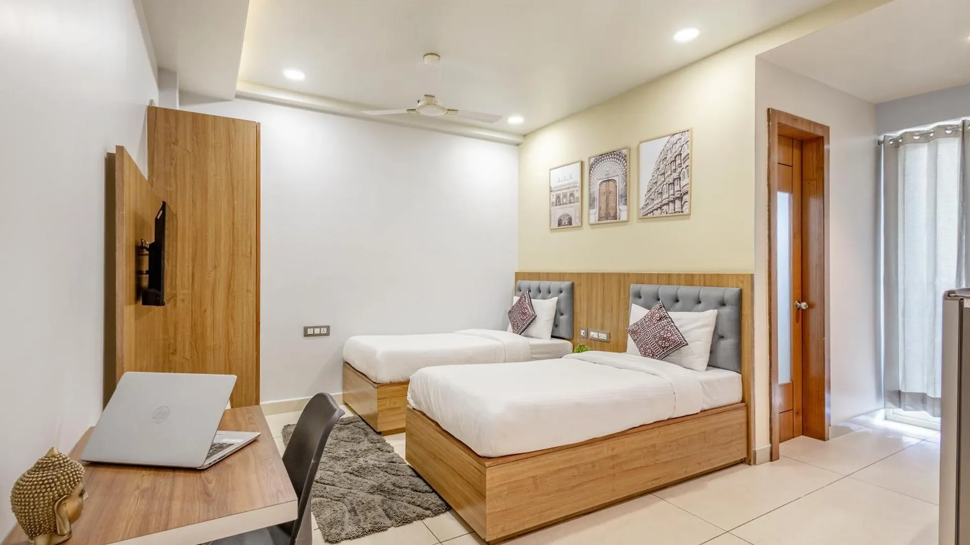 Wandr Hotel Medicity Gurugram, Near Medanta Hospital Gurgaon India