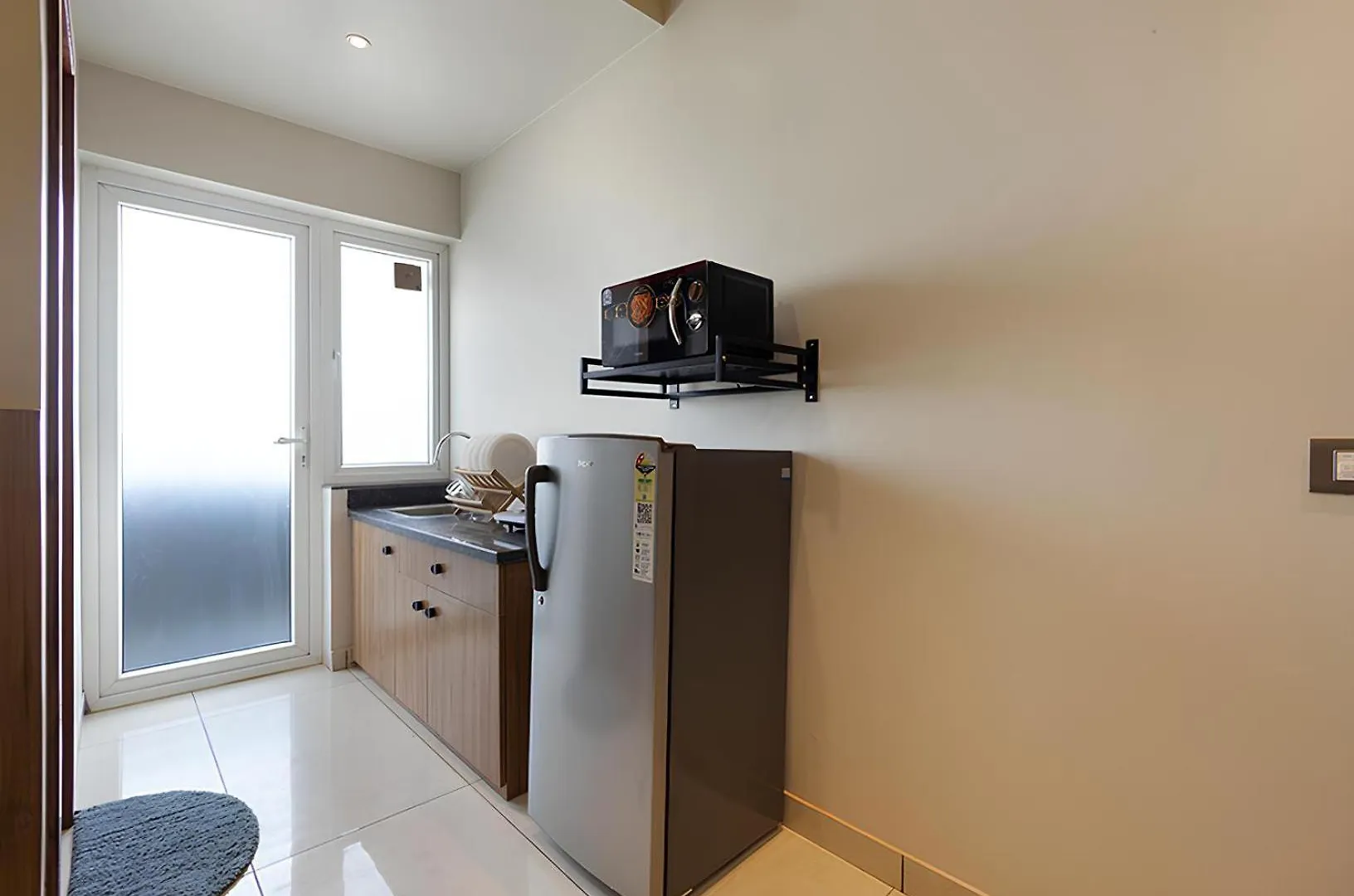 Wandr Hotel Medicity Gurugram, Near Medanta Hospital Gurgaon