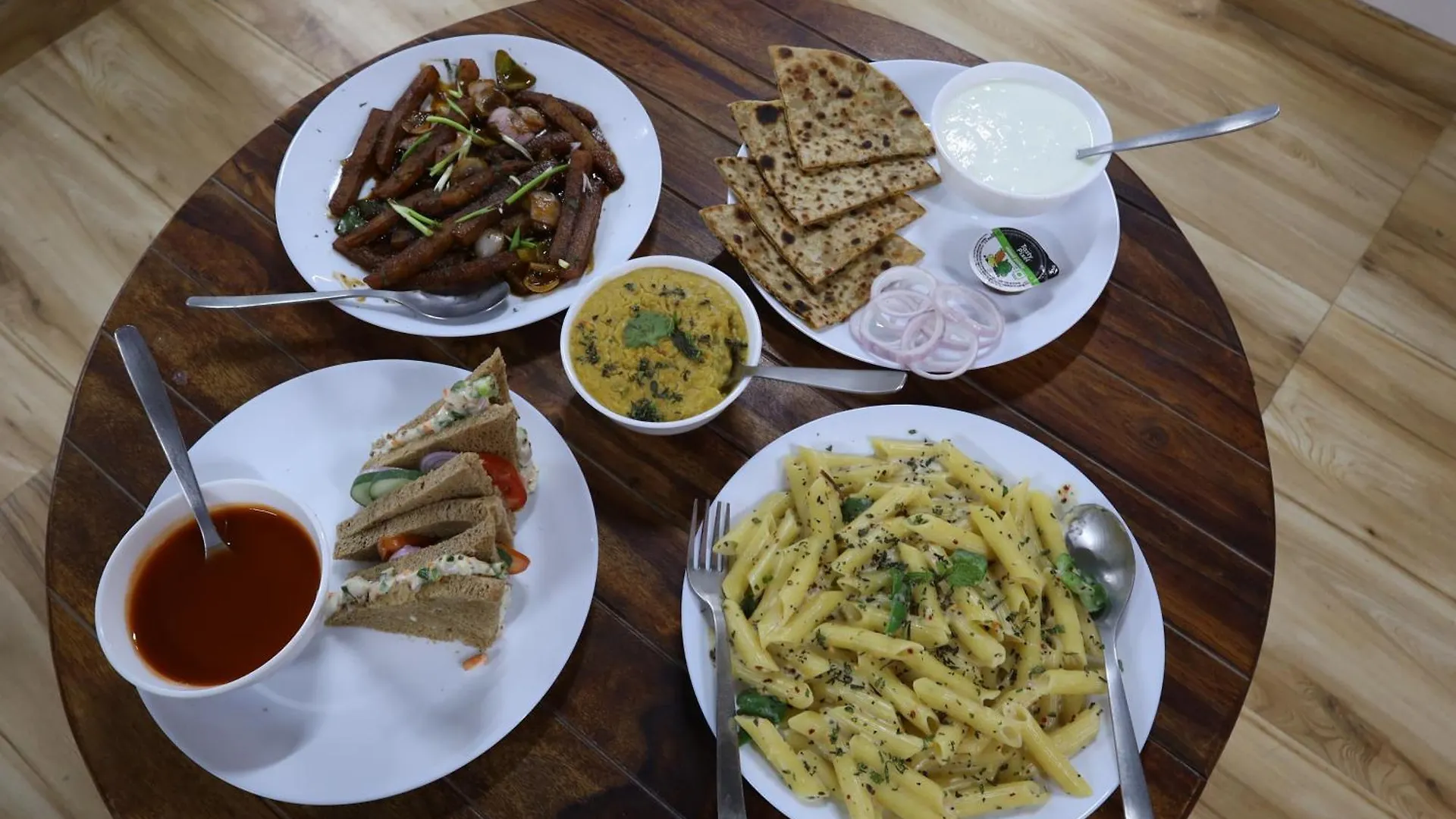 Wandr Hotel Medicity Gurugram, Near Medanta Hospital Gurgáon